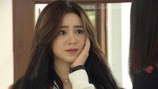 Góc khó hiểu: Quỳnh Kool lúc nào cũng bị ăn tát má trái, đi mãi đôi giày không chịu thay - 12
