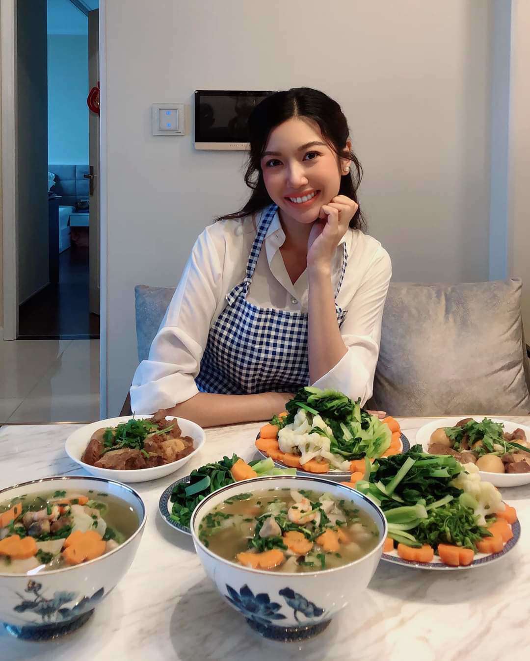 Sao Việt 24h: Trương Nam Thành ngọt ngào bên vợ đại gia, cặp song sinh amp;#34;cưng muốn xỉuamp;#34; - 14