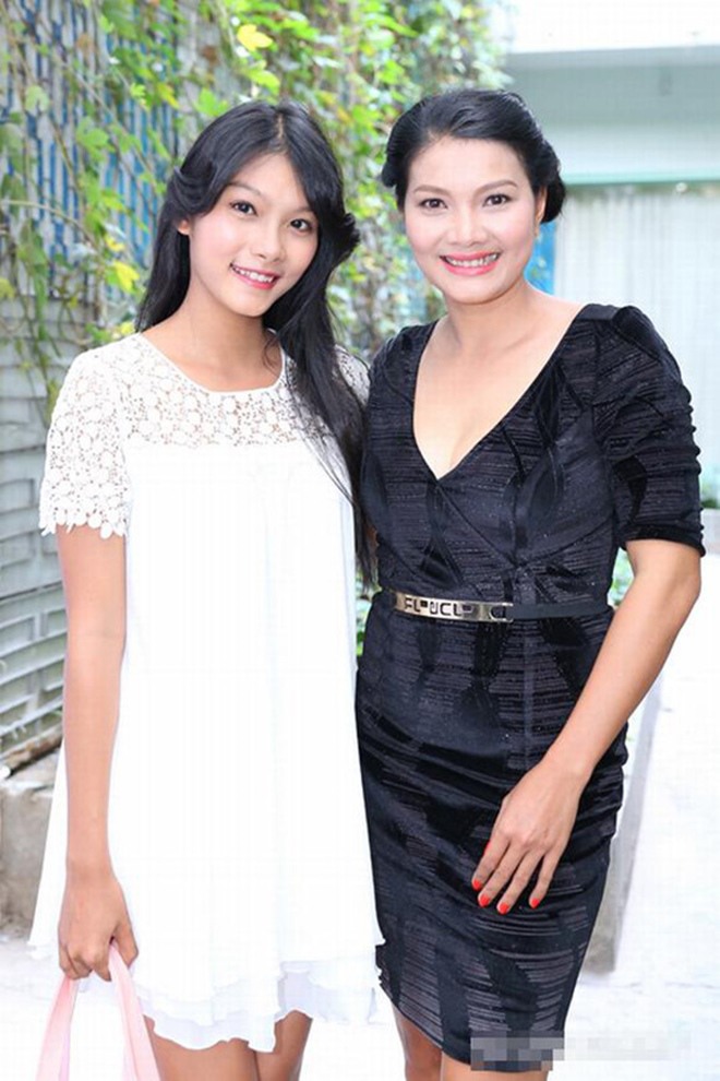 3 con khong cung bo, "ba hoang canh nong" kieu trinh: khong muon lap ky luc nhieu chong! - 4