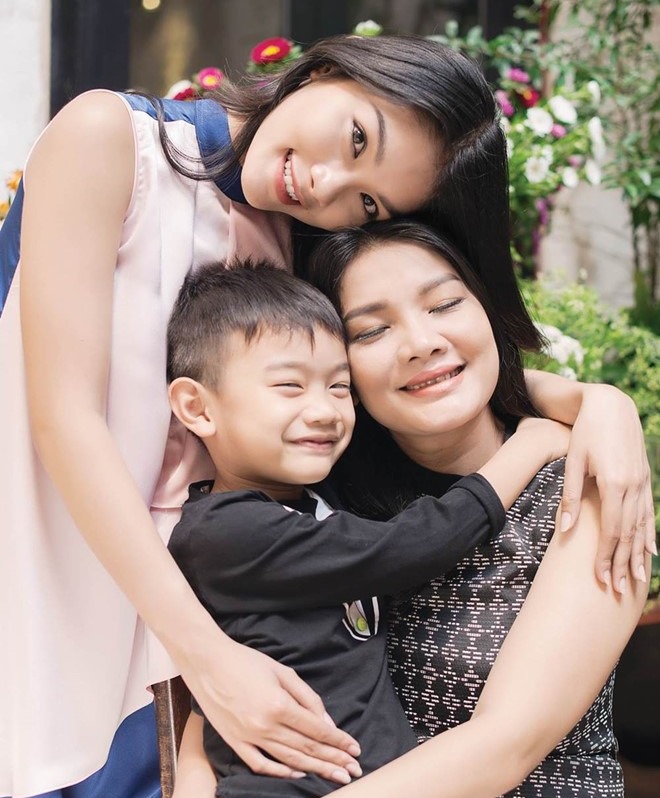 3 con khong cung bo, "ba hoang canh nong" kieu trinh: khong muon lap ky luc nhieu chong! - 10