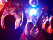 Tin tức - Dịch bệnh nhảy múa cuồng loạn: Một phụ nữ nhảy suốt 6 ngày đến chết, lây cho cả thành phố