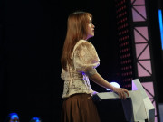 Giải trí - Mẹ bỉm sữa Tú Vi trải lòng tuổi thơ thiếu thốn, chuyên mặc đồ "si" vì nhà nghèo