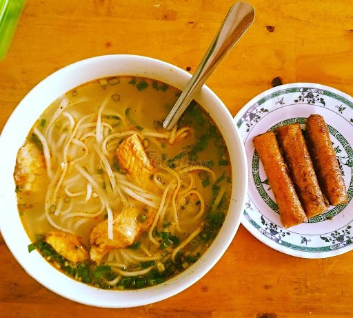 Dẫn người yêu về quê, bà bầu Hồ Ngọc Hà ăn amp;#34;đã đờiamp;#34; đặc sản quê nhà không biết chán - 7
