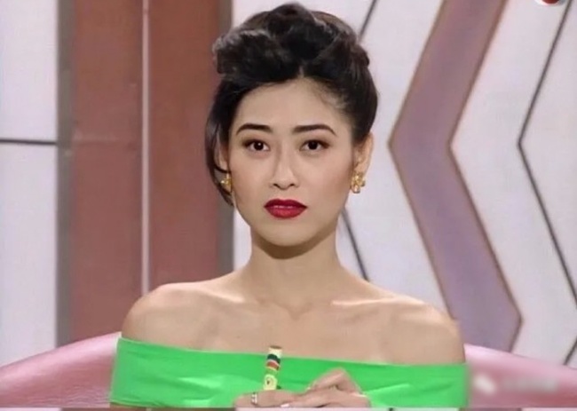 Thành biểu tượng amp;#34;phim nóngamp;#34; vì chiếc túi, nàng hậu Hồng Kông sống như mơ nhờ mối tình 6 tháng - 2