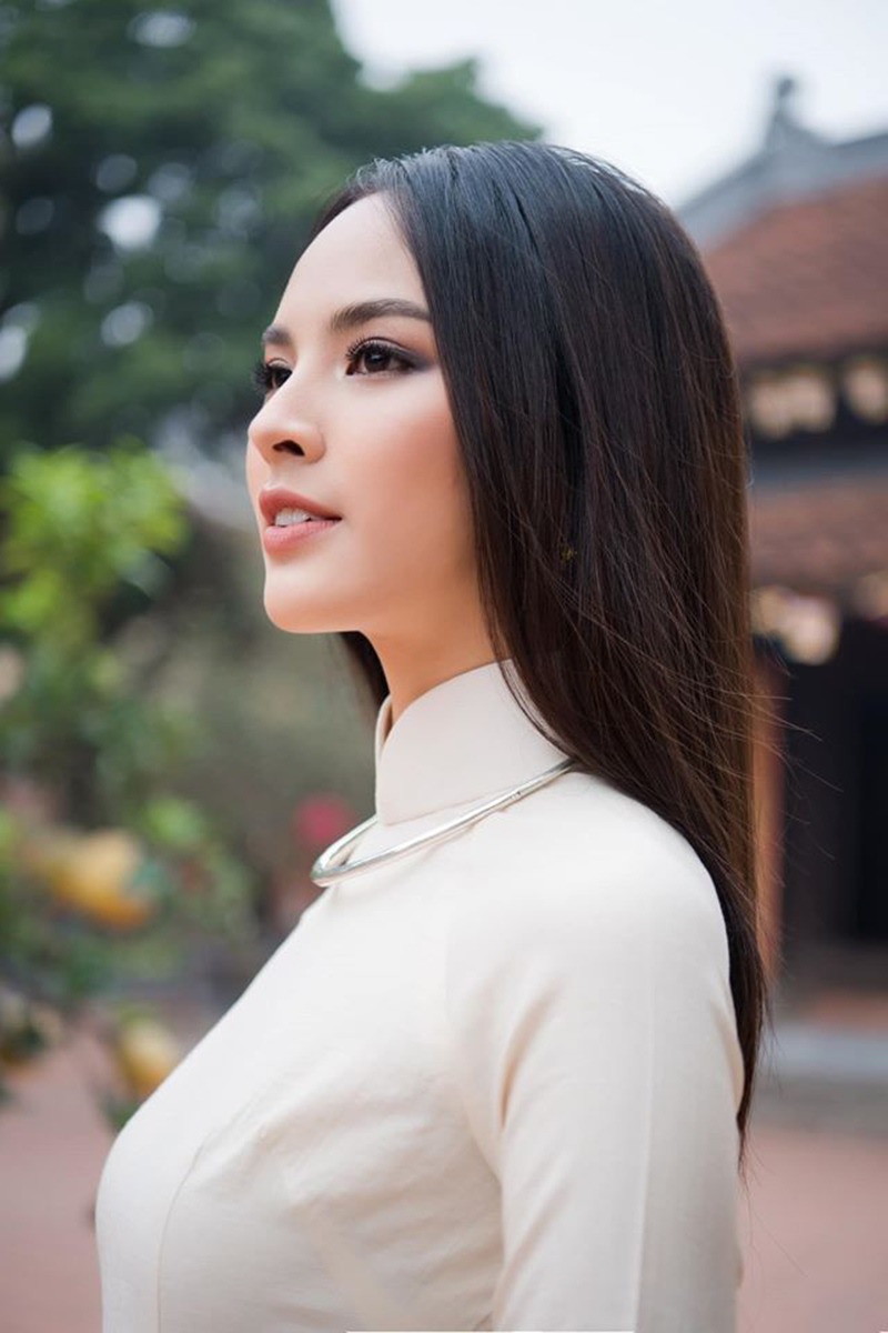 Cô gái sinh năm 1995 từng gây chú ý khi tham gia cuộc thi Hoa khôi Sinh viên Việt Nam 2017.
