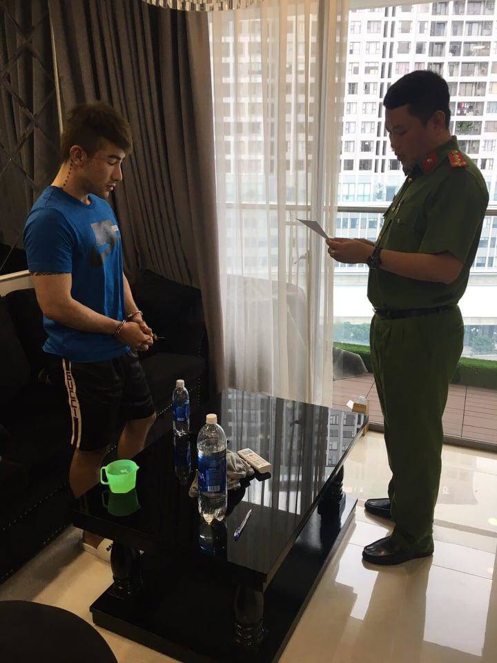 "tu ong" luc trieu vy so huu khoi tai san kech xu nhu the nao? - 1