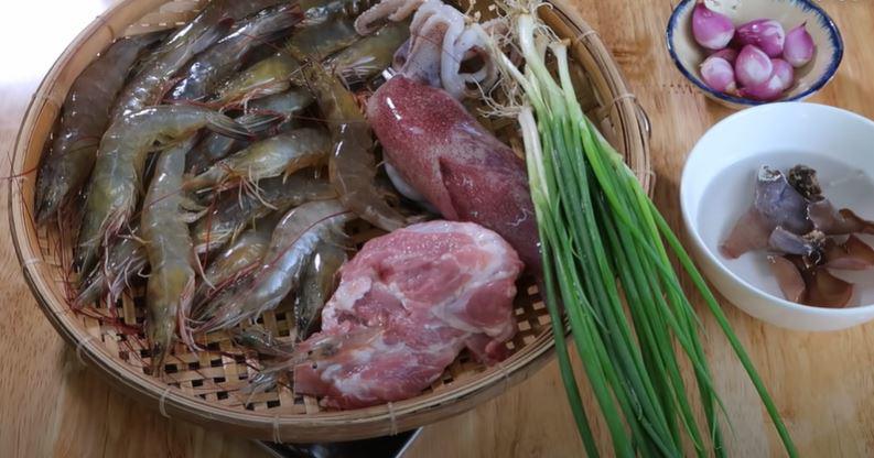 Cách làm bánh khọt nước cốt dừa miền Tây giòn rụm, thơm ngon - 1