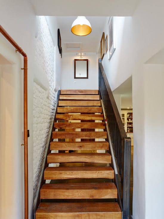 Các kiểu cầu thang gỗ đẹp và hiện đại, nhà có tiền phải làm ngay - 8
