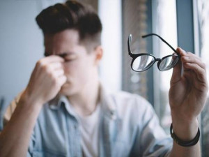 Nếu thấy 3 đặc điểm này trên mặt, chứng tỏ não bộ đang thiếu máu trầm trọng