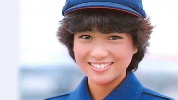 Ngôi sao 24/7: Thái độ khác thường của Angelababy và Huỳnh Hiểu Minh khi liên tục amp;#34;néamp;#34; nhau - 11