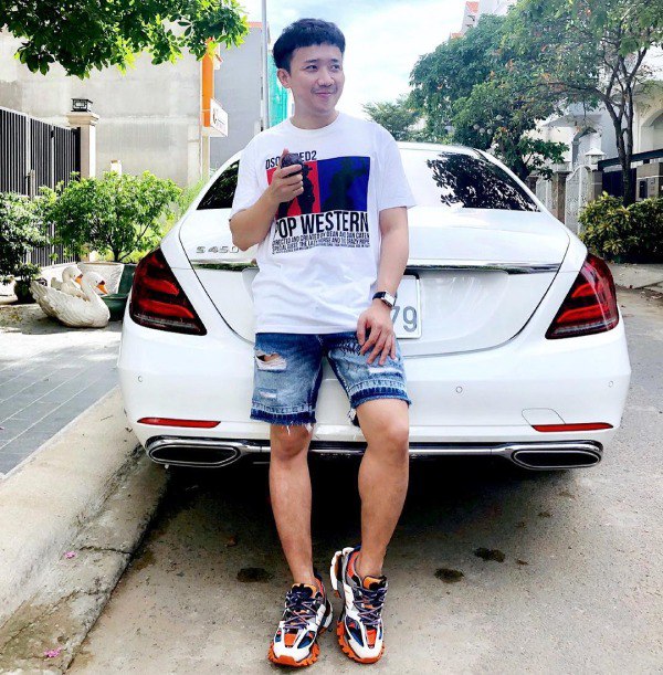 Trấn Thành diện cây hàng hiệu