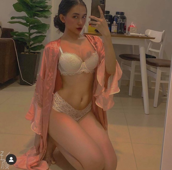 Hot girl Cà Mau khoe vòng một căng tràn với đồ ngủ caro xinh xắn như búp bê lolita - 5