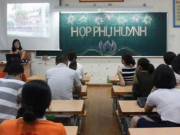 Làm mẹ - Họp phụ huynh, mẹ có con học kém nhất lớp phát biểu 1 câu, cô giáo cúi đầu xin lỗi
