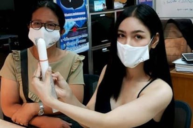 phau thuat chuyen gioi bi loi, co gai tuc gian vi khong the lam "chuyen ay" voi ban trai - 1