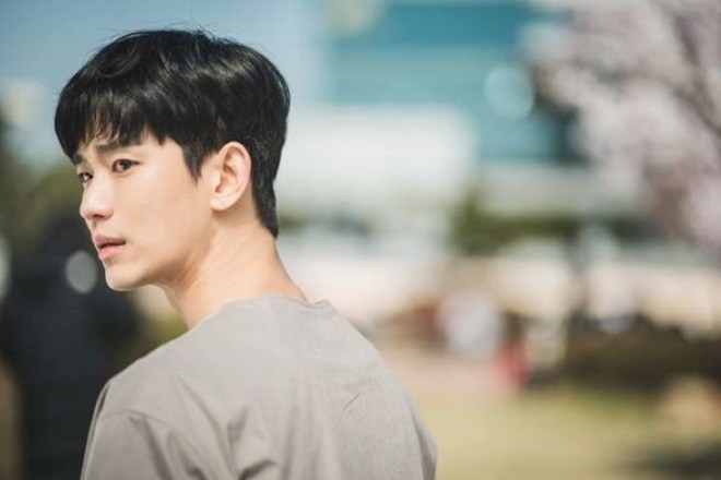 Giải mã sự cuốn hút của Điên Thì Có Sao: Kim Soo Hyun bị người tình màn ảnh amp;#34;át víaamp;#34; - 4