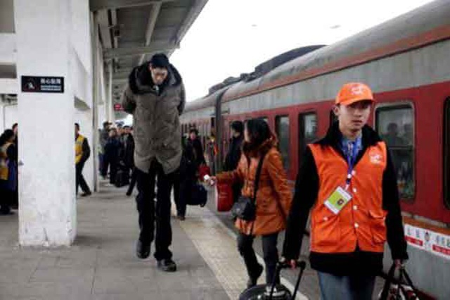 Cuộc sống của người đàn ông có đôi chân bằng chiều cao vợ, kết hôn 21 năm không có con - 4