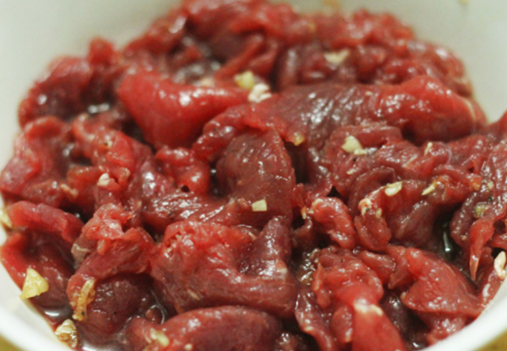 Cách làm cơm rang dưa bò ngon đúng điệu chuẩn vị Hà thành - 2