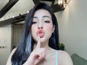 Giải trí - Phản ứng của Ngân 98 khi bị cấm diễn sau vụ ăn mặc phản cảm