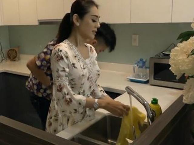 Nội ngoại cho 3 căn nhà, vợ chồng Lâm Khánh Chi vẫn ở nơi đơn giản này