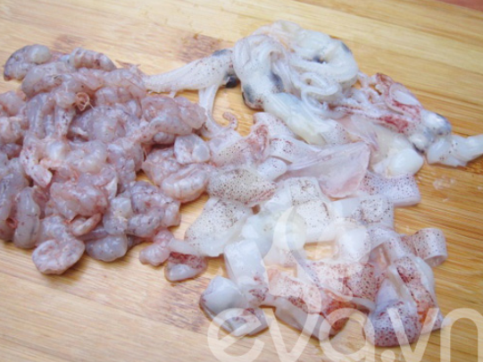 Cơm chiên hải sản ngon, cách làm đơn giản tại nhà ngon như ngoài quán - 2