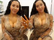 Bà bầu - Chị em sinh đôi làm "chuyện ấy" với một người suốt 9 năm, quyết thụ thai để con chung bố