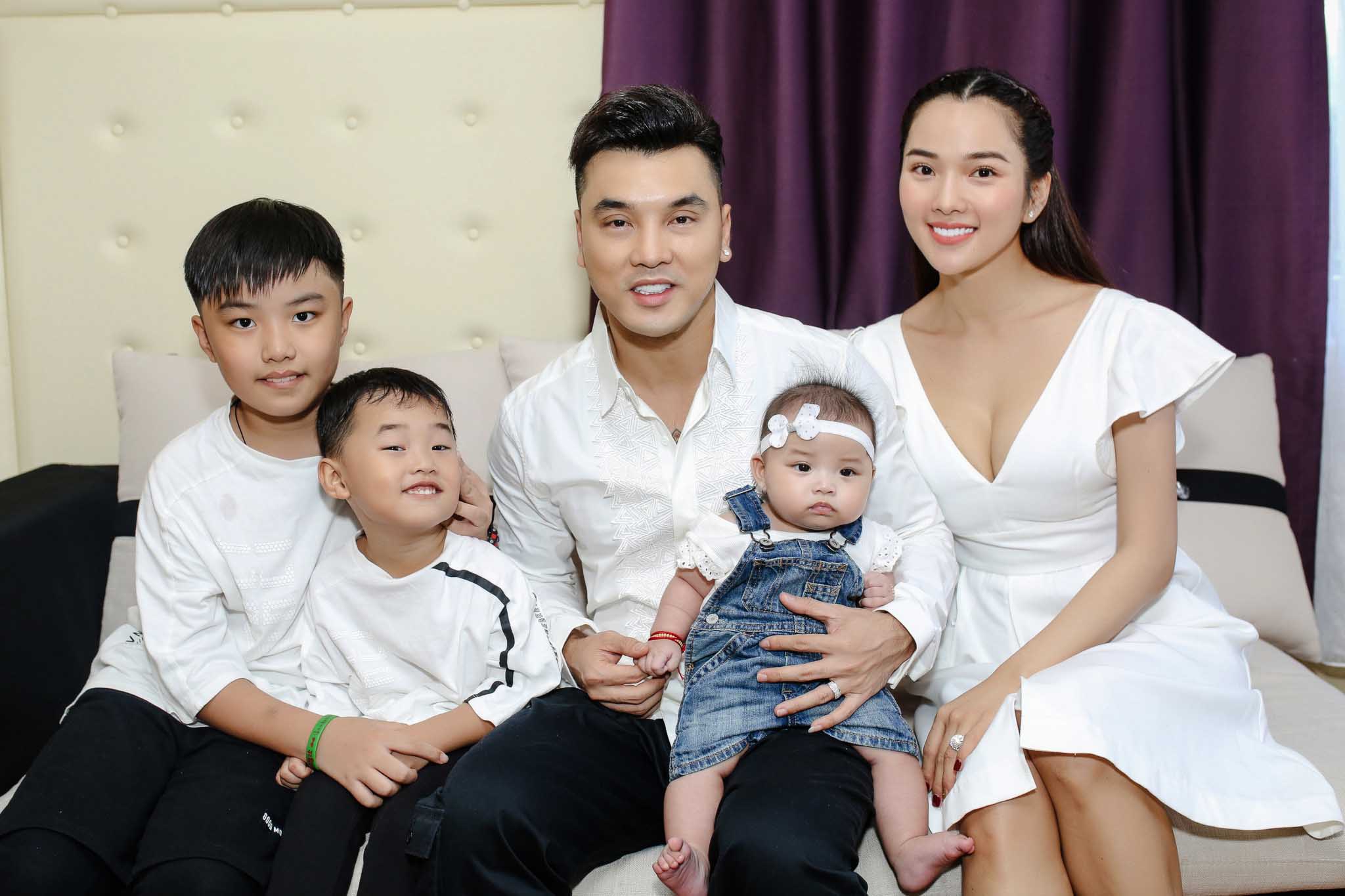 Nhóm 1088 hậu tan rã: Người lấy mẹ đơn thân đã có con riêng, người yêu 20 năm không cưới - 9