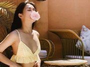 Clip Eva - Nhí nhảnh là thế, hot girl Ngọc Thảo vẫn siêu gợi cảm khi khoe dáng bên hồ bơi