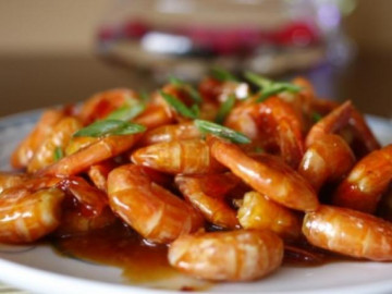 Cách làm tôm rang me chua ngọt đậm đà đưa cơm liên tục