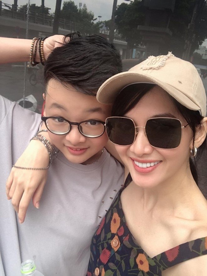 Từng chịu đựng trước ly hôn, Anh Thư đau lòng khi con hỏi sao không thấy mẹ cười - 15