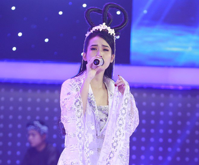 Con gái 14 tuổi của diễn viên gạo cội Tuyết Thu làm Trấn Thành, Trường Giang amp;#34;điêu đứngamp;#34; - 10