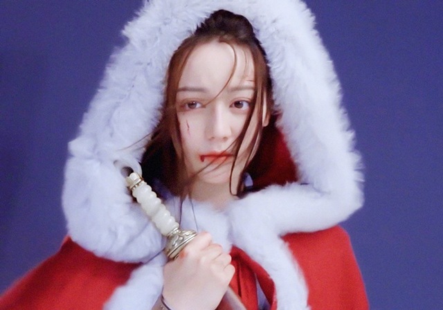 Tuổi ngang nhau, Dương Mịch bị chê amp;#34;yêu em traiamp;#34; còn Triệu Lệ Dĩnh trẻ hơn cả amp;#34;người tìnhamp;#34; 97 - 3