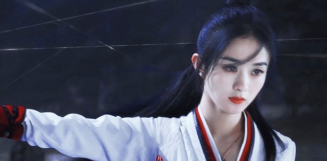 Tuổi ngang nhau, Dương Mịch bị chê amp;#34;yêu em traiamp;#34; còn Triệu Lệ Dĩnh trẻ hơn cả amp;#34;người tìnhamp;#34; 97 - 6