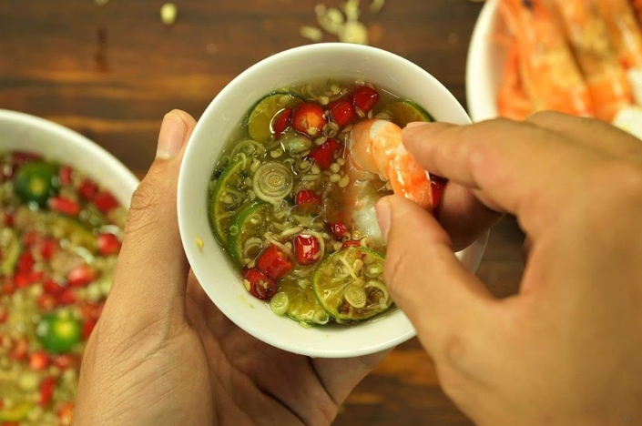 6 cach lam nuoc cham hai san ngon ca nha ai cung thich - 11
