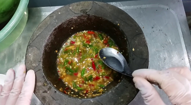 6 cach lam nuoc cham hai san ngon ca nha ai cung thich - 7
