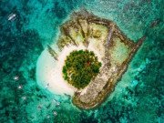 Clip Eva - Hòn đảo trở thành nơi lướt sóng đẹp nhất châu Á