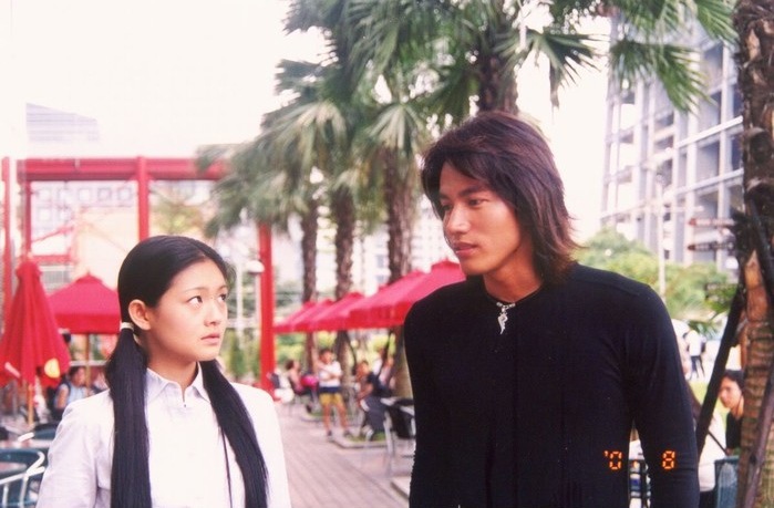 Từ Hy Viên và Ngôn Thừa Húc trên trường quay Vườn Sao Băng.