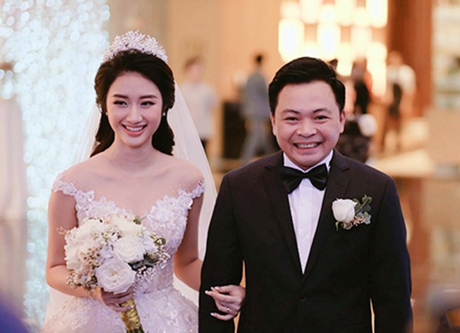 Đại gia Việt 40 tuổi mới chịu lấy vợ là nàng hậu kém 19 tuổi, đám cưới gây tranh cãi - 4