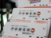 Tin tức - Linh cảm trúng số, người đàn ông mua 25 tờ vé số giống nhau và điều bất ngờ xảy ra