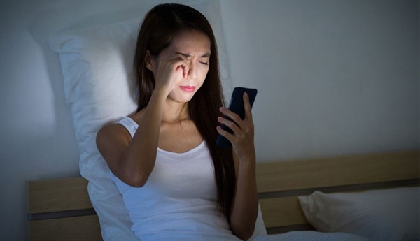 2 vật để cạnh giường khi ngủ quý hơn thuốc bổ, 4 vật cạnh giường ngang với thuốc độc - 3