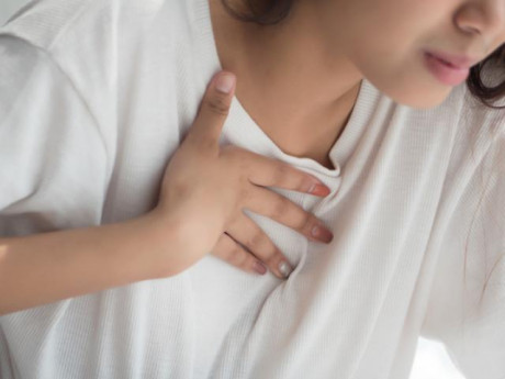 Cơ thể xuất hiện “1 tím 2 yếu 3 nhiều” cảnh báo tim gặp vấn đề, khám ngay còn kịp