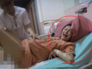 Bà bầu - Bức ảnh bác sĩ cho tay vào “vùng kín” sản phụ khiến người nhìn sởn gai ốc