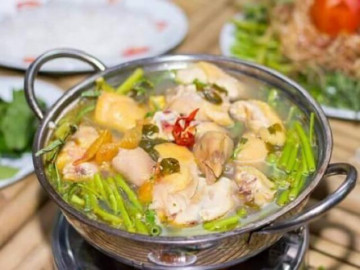 Cách nấu lẩu gà lá giang ngon cả nhà đều mê