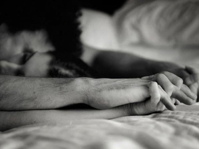 Vợ không cho ân ái gần 2 năm, chồng tự tử, mẹ chồng tiết lộ sự thật không tin nổi