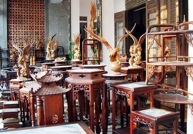 Làng đại gia chuyên buôn đồ gỗ ở Nam Định, lâu đài tráng lệ nằm sát nhau - 3