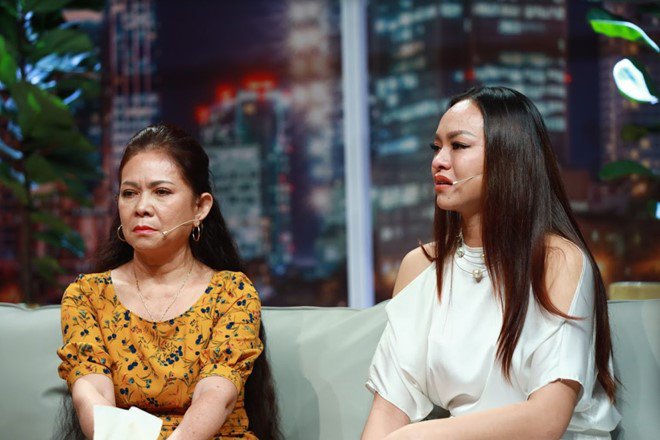 Cuộc đời xót xa của nữ người mẫu từng bị chế giễu - Mai Ngô: 7 tuổi mất cha - 4