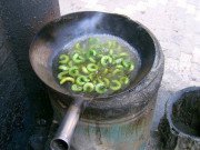 Xem ăn chơi - Mặt tái mét khi nhìn thấy những đặc sản kinh dị bậc nhất cả dân bản địa cũng “sợ hãi”