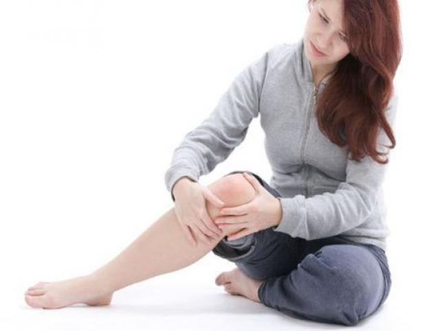 4 biểu hiện ở chân tưởng bình thường nhưng có thể cảnh báo cục máu đông trong cơ thể