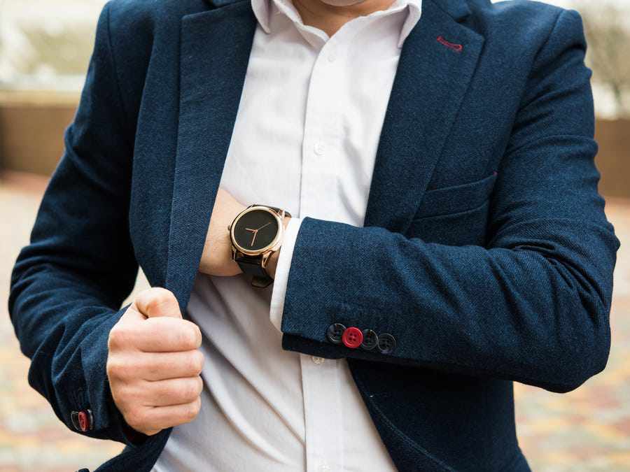 7 mẹo đơn giản giúp bạn toát lên vẻ amp;#34;người có tiềnamp;#34; bất kể trong túi có bao nhiêu - 1