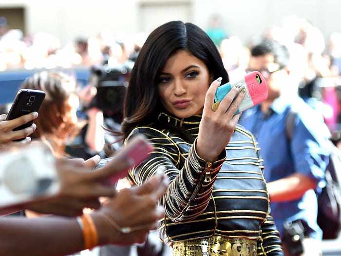 7 mẹo đơn giản giúp bạn toát lên vẻ amp;#34;người có tiềnamp;#34; bất kể trong túi có bao nhiêu - 2