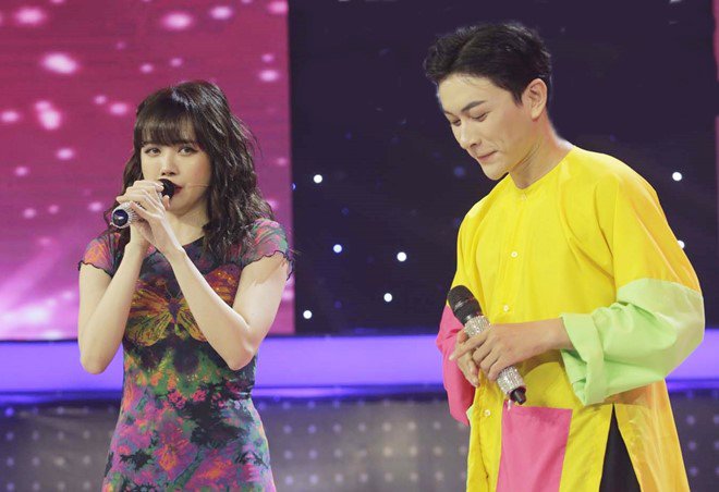 Bạn gái Sơn Tùng được khen với màn amp;#34;bẻ láiamp;#34; khéo khi Trường Giang nhắc tới người thương - 13